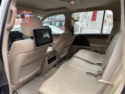 تۆیۆتا لاند کروزەر